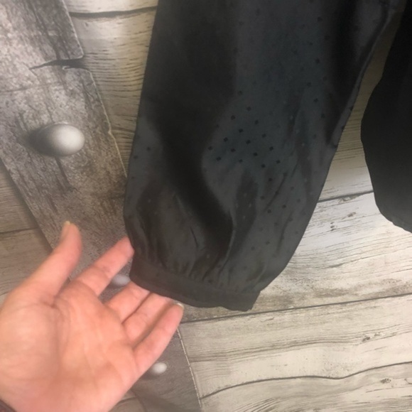 Oleg Cassini Black Tuxedo Polka Dot Mandarin Collar Button Up Blouse Med… - Picture 4 of 16